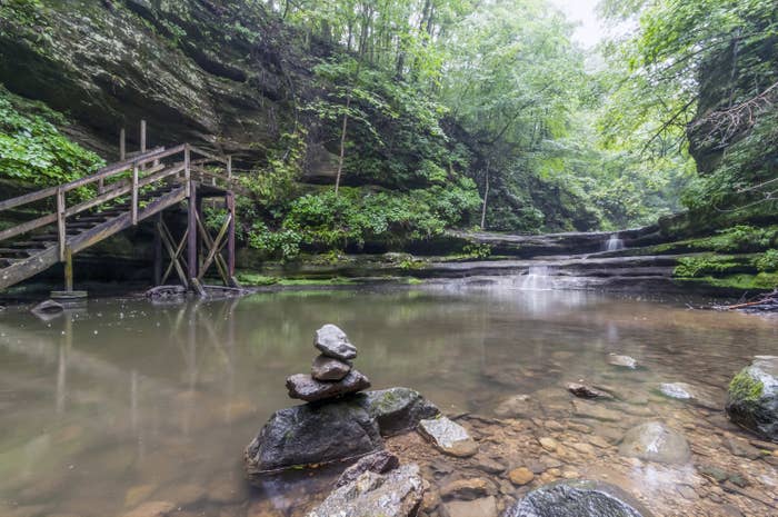 Photo of a canyon in Matthiessen State Park