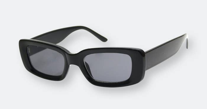 the sunglasses in black