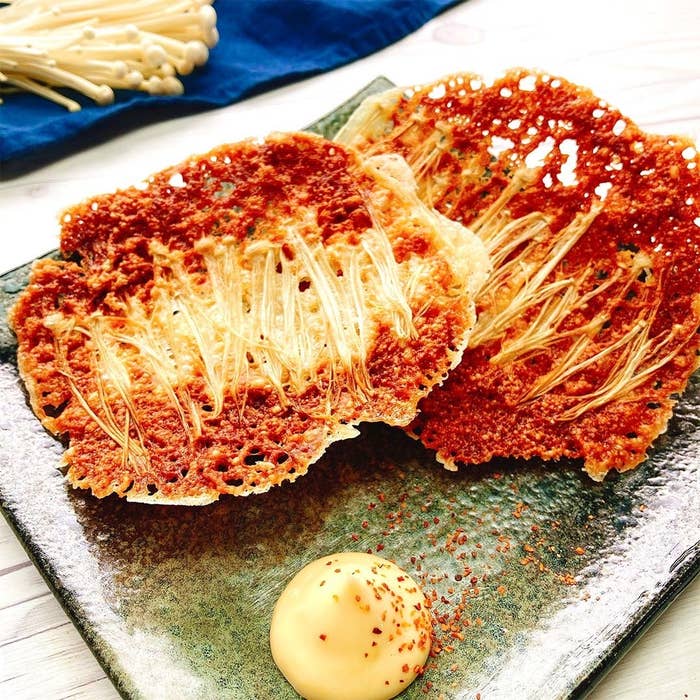 レンジで3分 材料2つ パリパリえのきチーズ