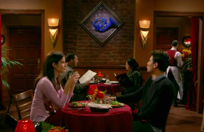 Robin and Ted having dinner on &quot;How I Met Your Mother&quot;