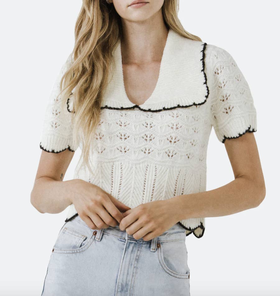 42 Gorgeous Tops To Throw On With A Pair Of Jeans