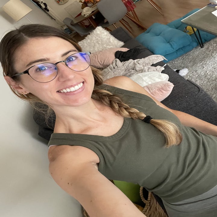 farrah sitting on chair; selfie
