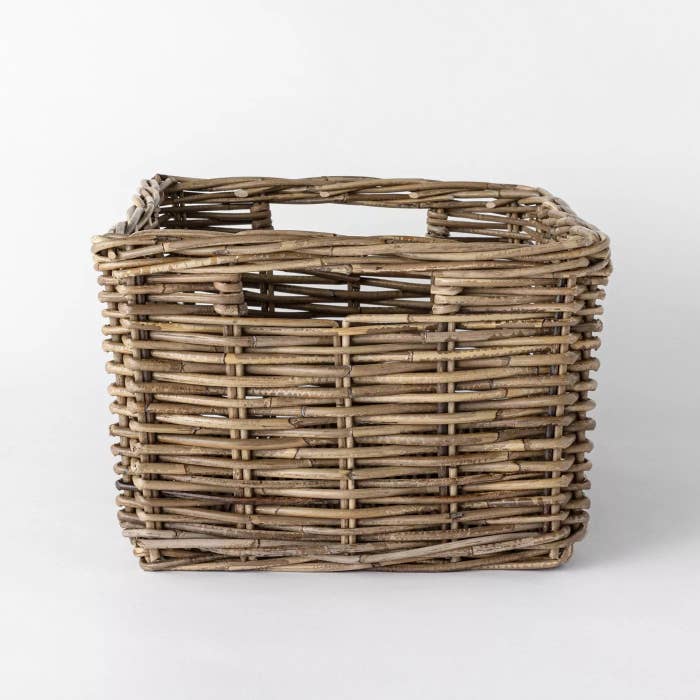 The rattan basket