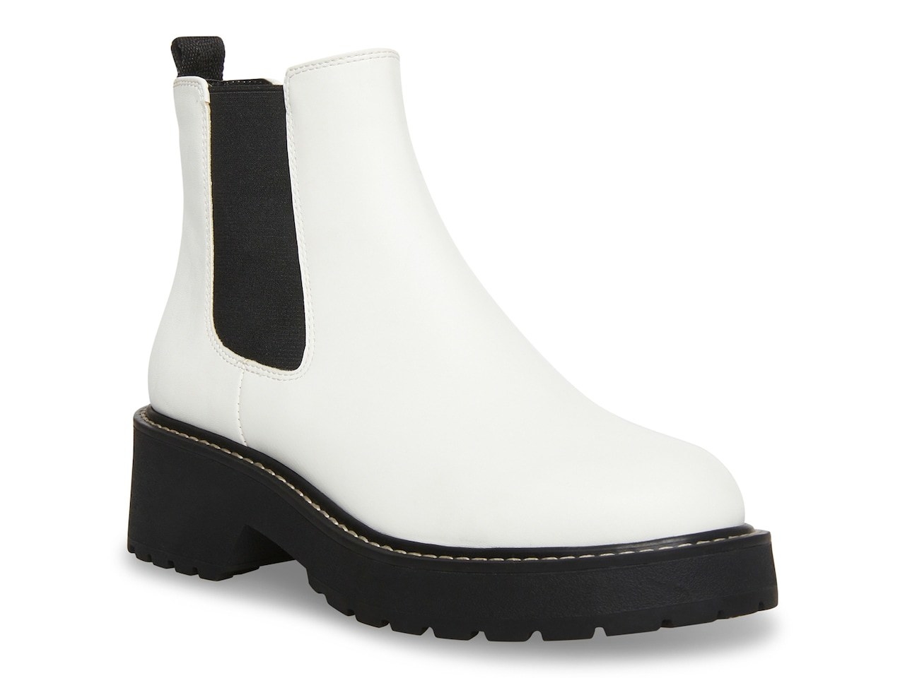 Chelsea boots in white