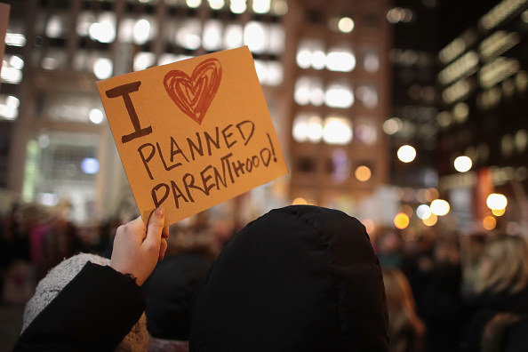 A protest sign that says &quot;i love planned parenthood&quot;