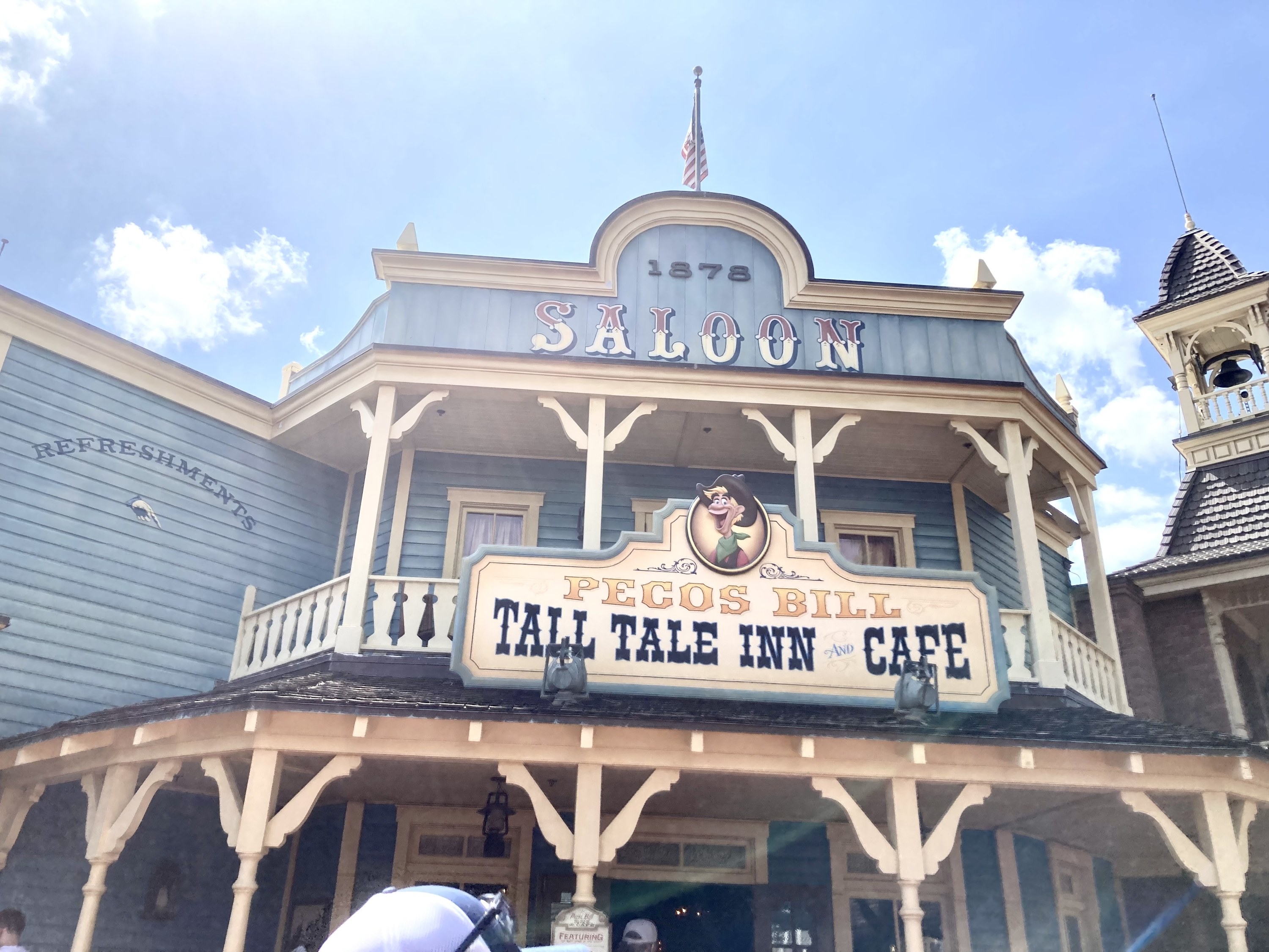 The exterior of Pecos Bill&#x27;s Tall Tall Inn