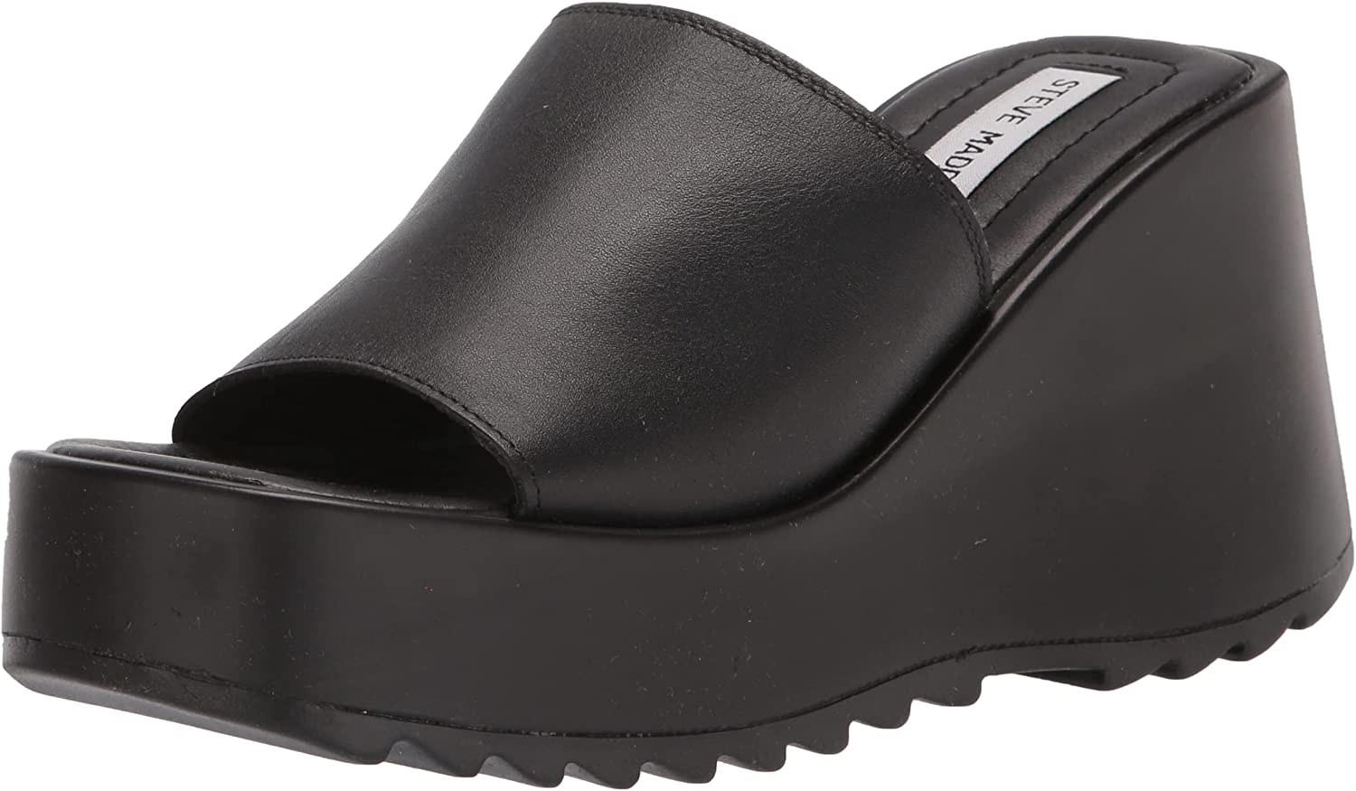 Slide sandals in black