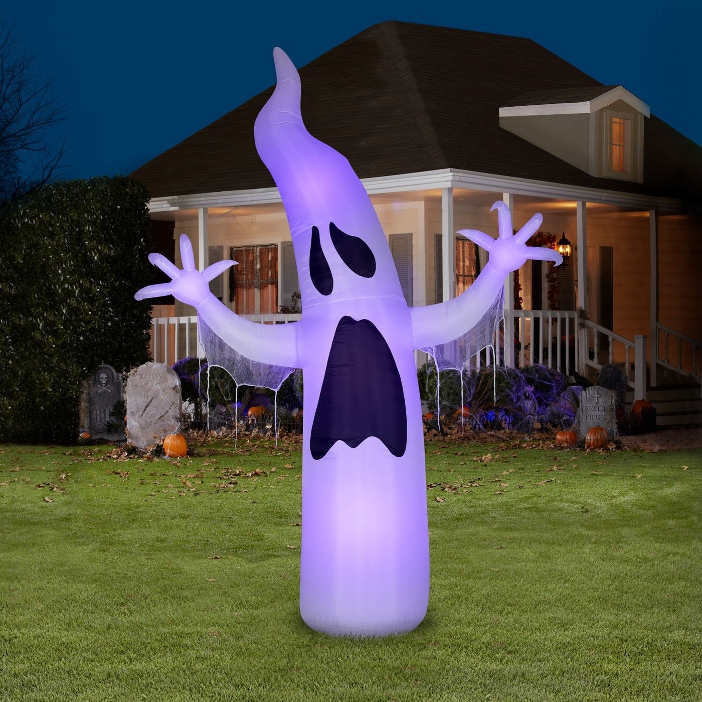 An inflatable ghost