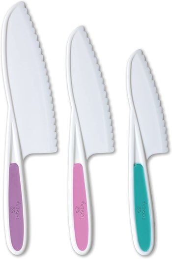 Three knives in different sizes purple, pink, and teal colors