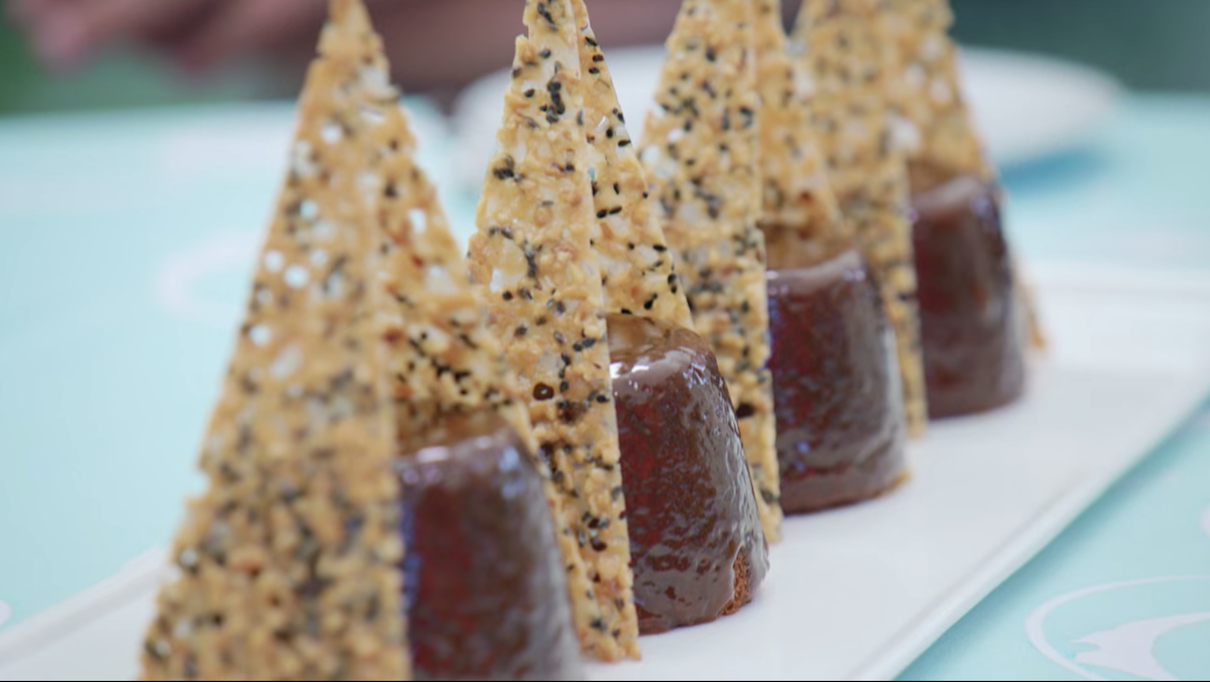 sticky toffee puddings with tuiles