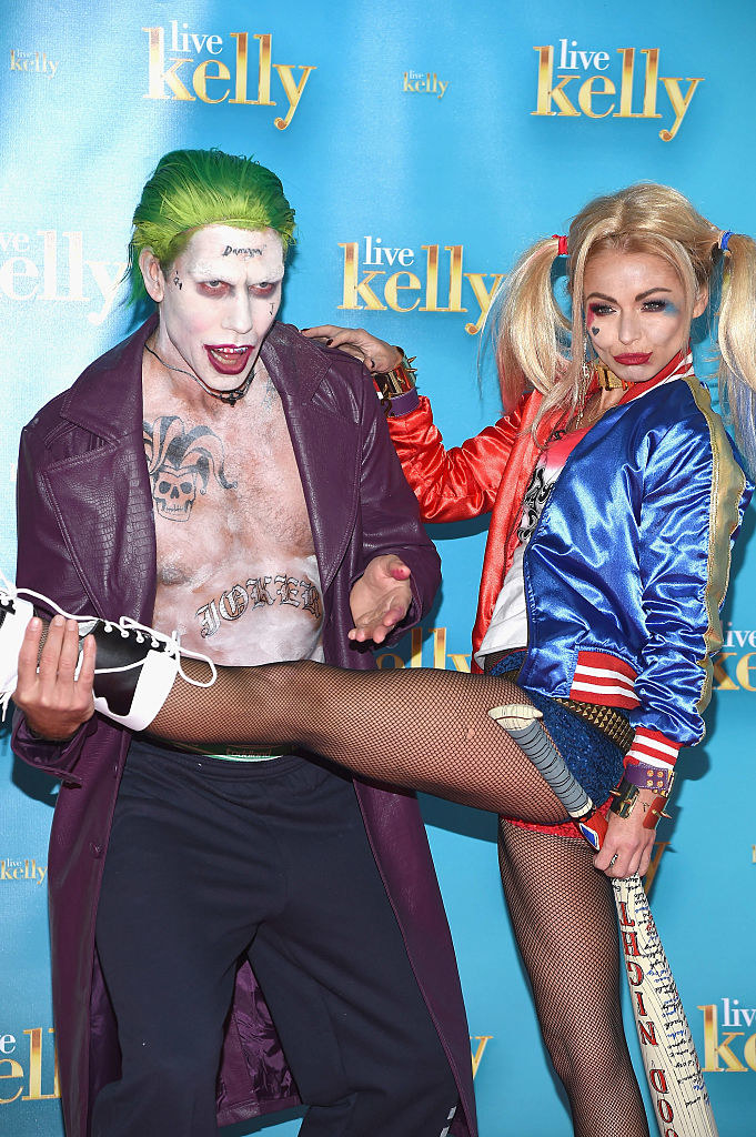Jerry O&#x27;Connell and Kelly Ripa dressed as the Joker and Harley