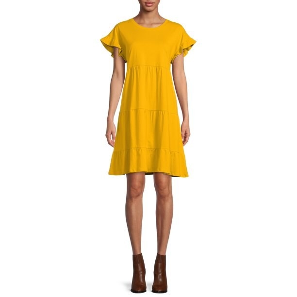A yellow dress