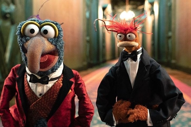 Gonzo and Pepé looking surprised