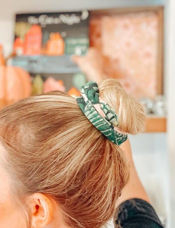 Reviewer wearing microfiber scrunchie