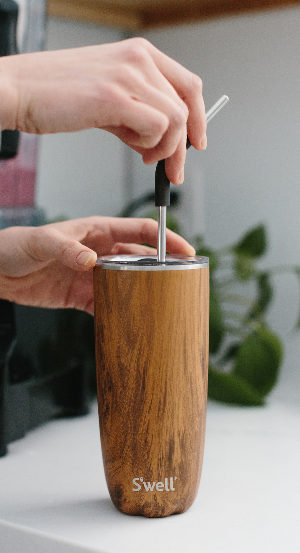 wood tumbler with lid and straw