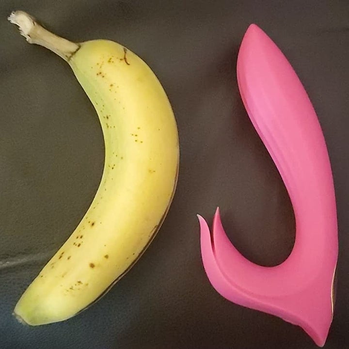 Banana next to vibrator for size demonstration