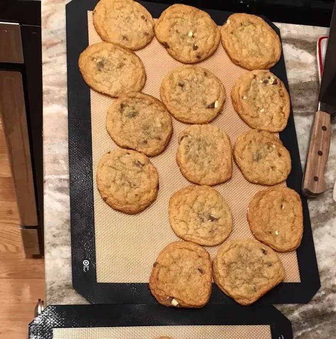 A reviewer&#x27;s photo of cookies on the mat
