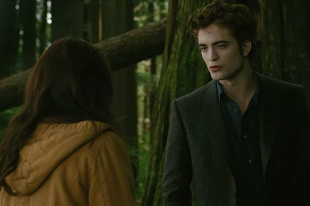 Edward breaks up with Bella in "New Moon"
