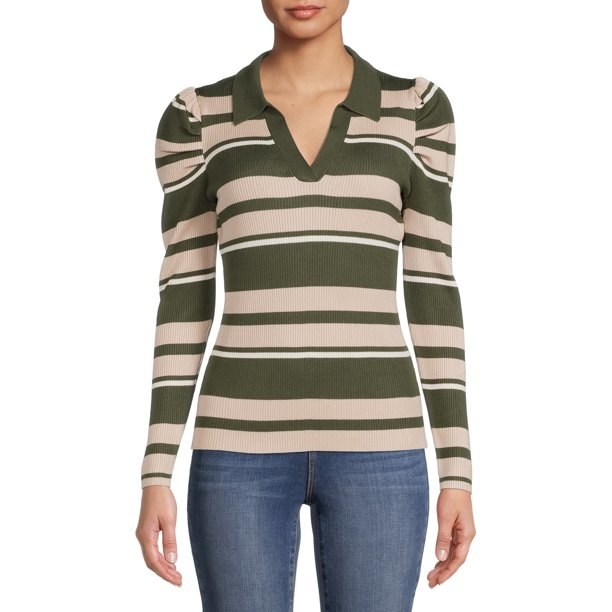 model weating the sweater in green and beige