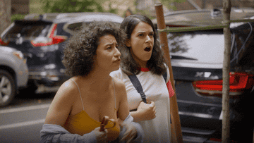 Broad city &quot;New york what a wonderful place to live&quot;