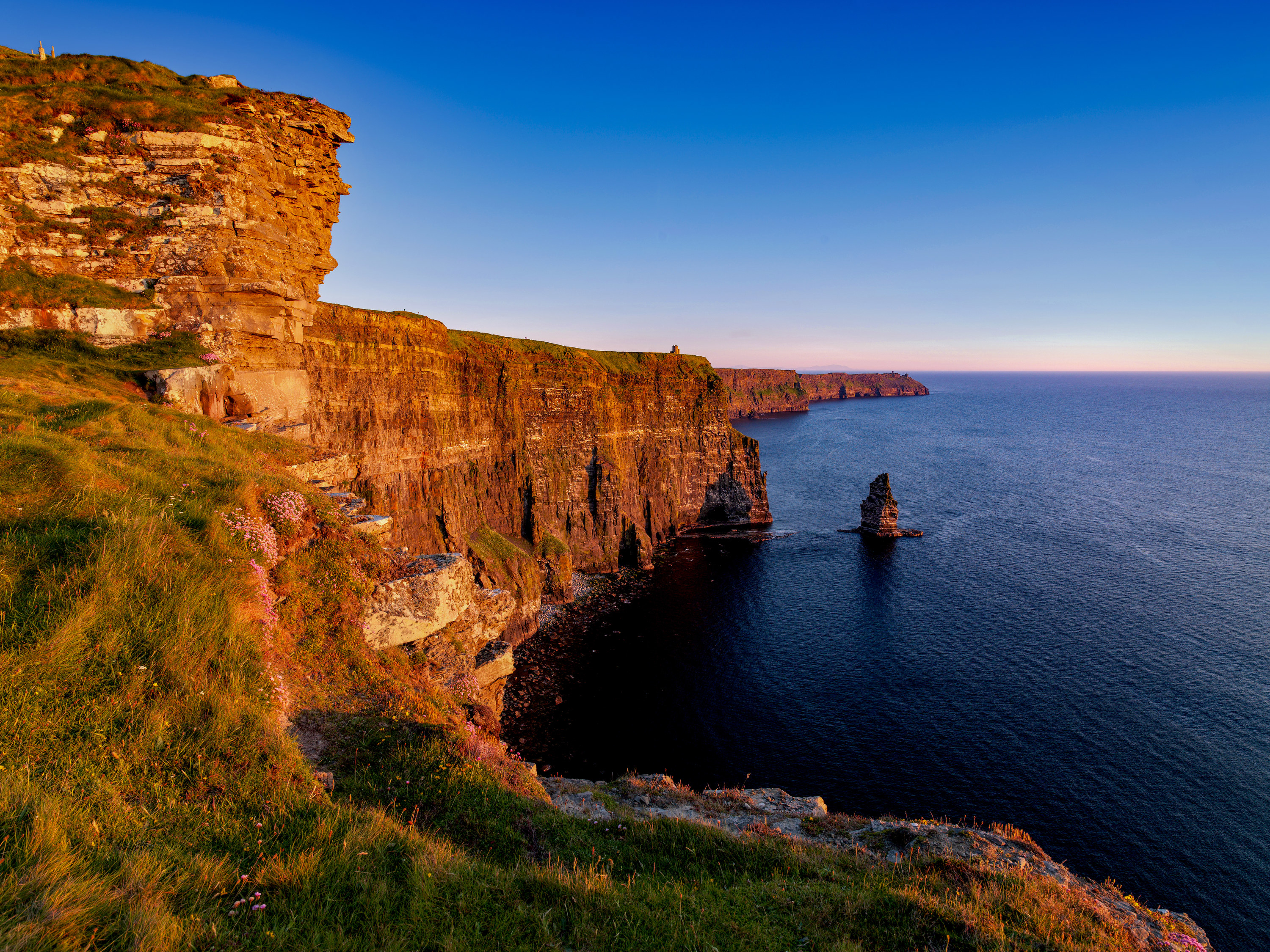 日落的莫赫悬崖,县克莱尔,野生大西洋,爱尔兰,