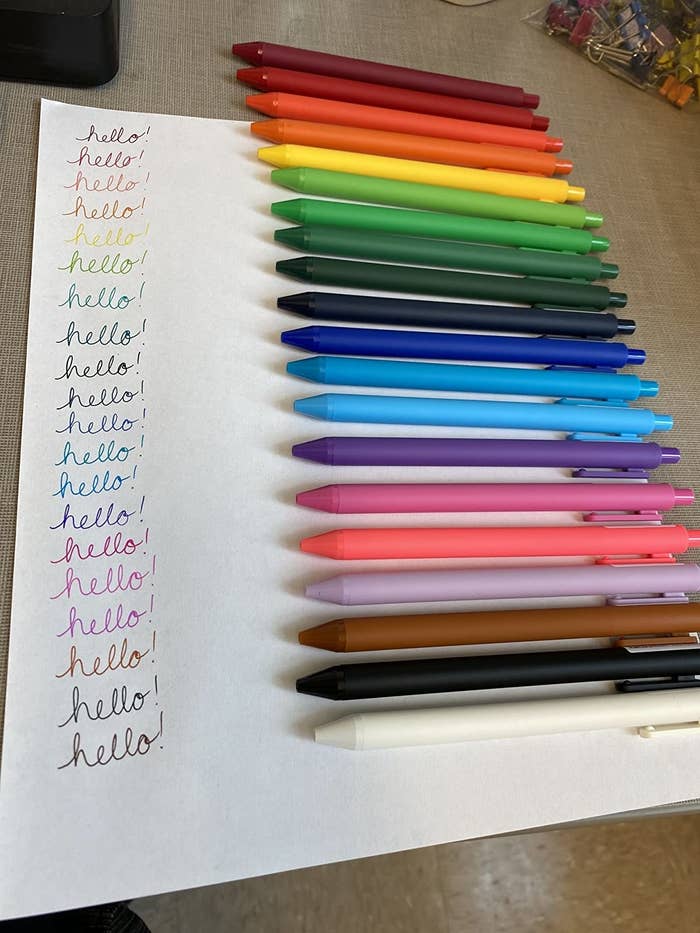 20 colors of gel pen with &quot;hello&quot; written from each
