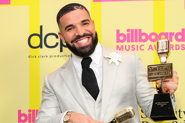 5 Stylish Baddies At Drake's 'It's All A Blur' Tour