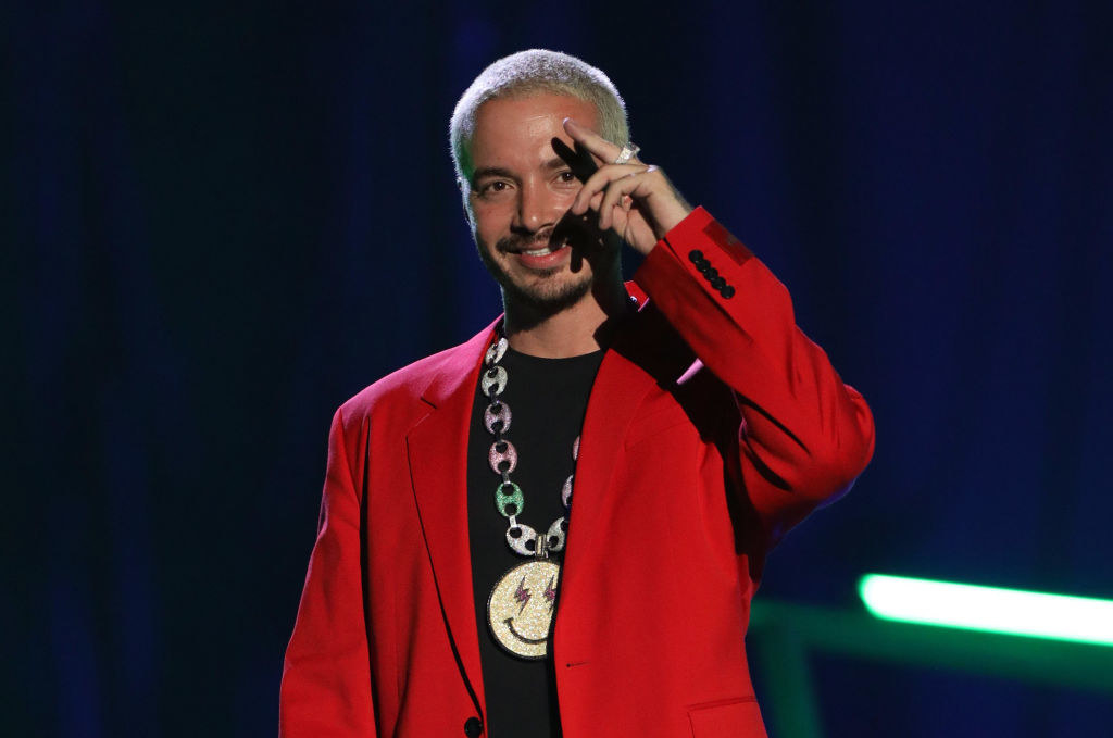 J Balvin Issues Apology For Portrayal Of Black Women In “Perra” Video –