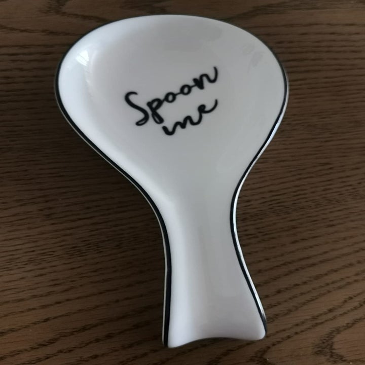 Reviewer image of the spoon rest