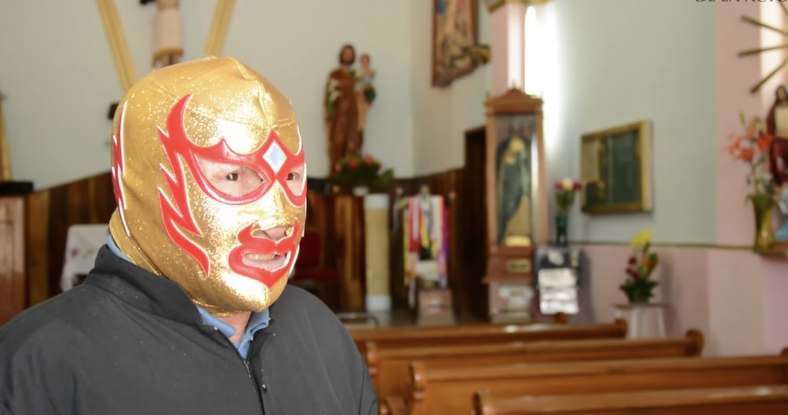 The real Fray Tormento speaking in his mask in church