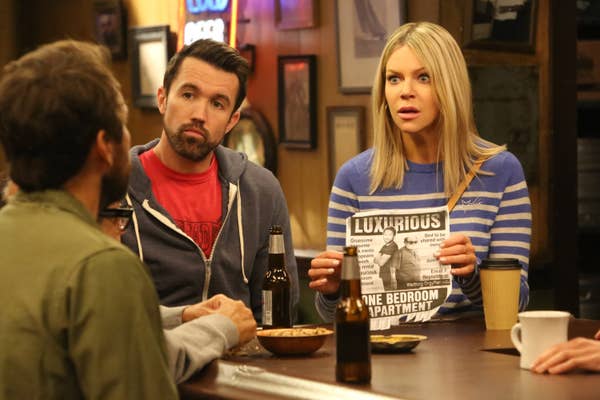 #6 And Kaitlin Olson and Rob McElhenney from It's Always Sunny in Philadelphia also got married in 2008. 