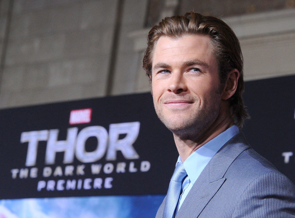 Chris Hemsworth arrives at the premiere of Marvel&#x27;s &quot;Thor: The Dark World&quot;