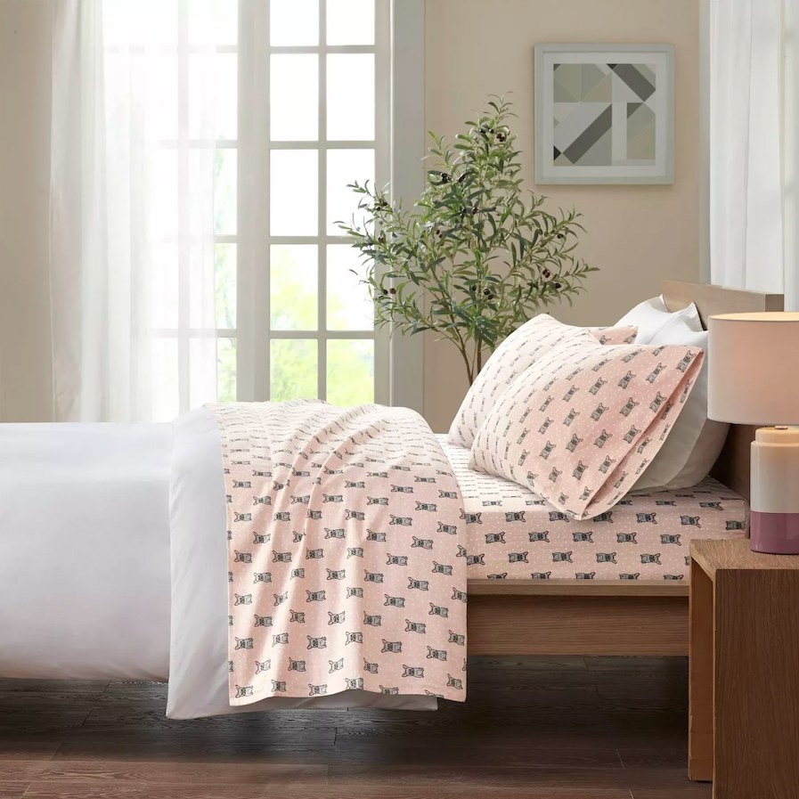 31 Pieces Of Bedding From Target That’ll Make Your Bed The Prettiest ...