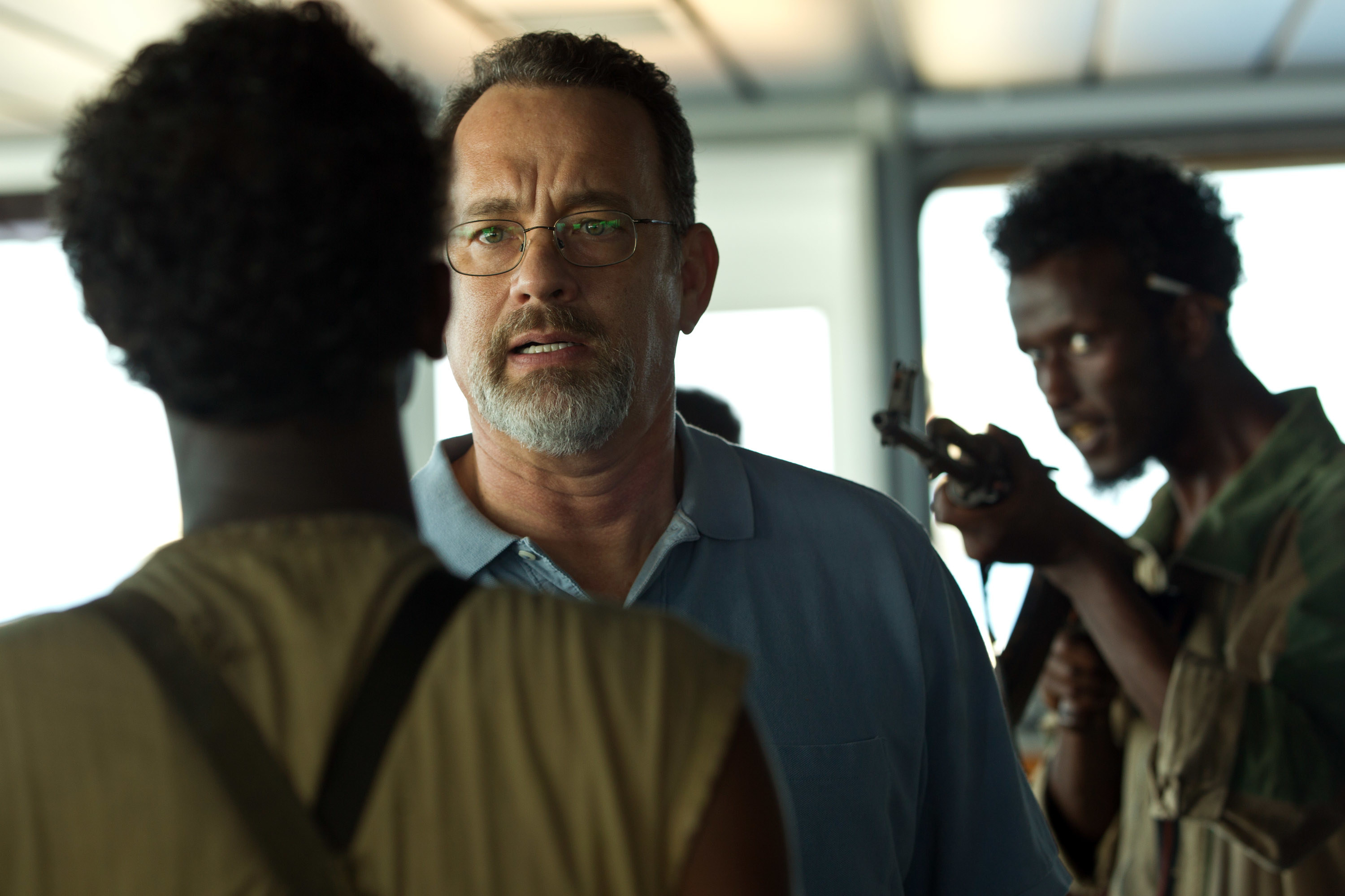 Captain Phillips negotiating with the pirates