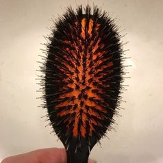 The same hairbrush clean so you can actually see the base