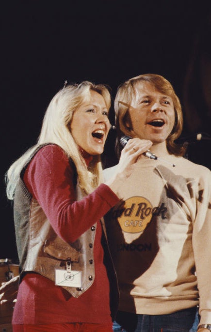Agnetha and Bjorn singing with ABBA