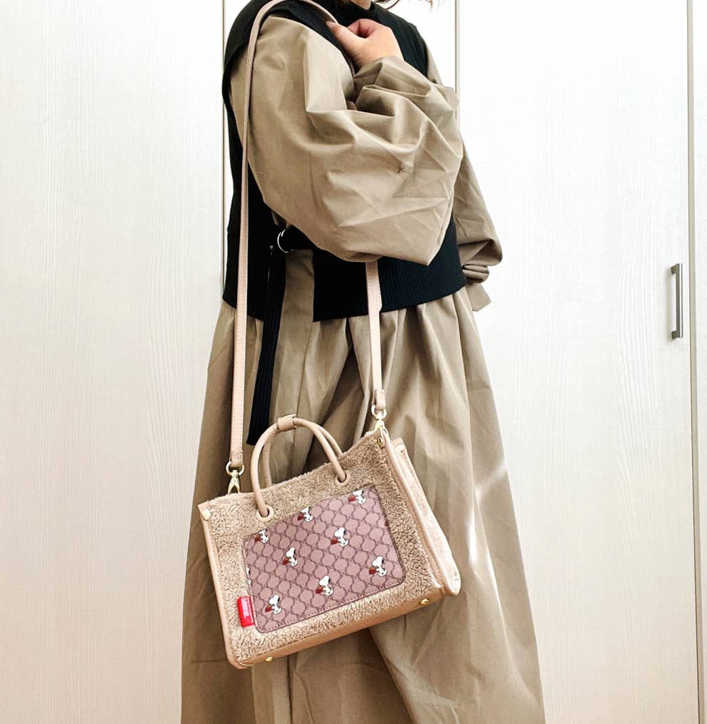しまむら センス良すぎじゃん スヌーピーの 高見えバッグ 可愛すぎてずっと持ち歩きたい しまむら センス良すぎじゃん スヌーピーの 高見えバッグ 可愛すぎてずっと持ち歩きたい