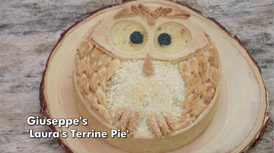 Giuseppe&#x27;s owl shaped pie