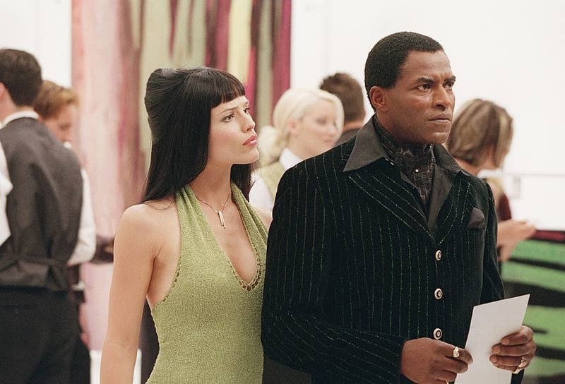 Jennifer Garner and Carl Lumbly on &quot;Alias&quot;
