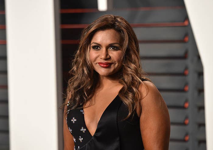 Mindy Kaling arrives at the 2016 Vanity Fair Oscar Party Hosted By Graydon Carter