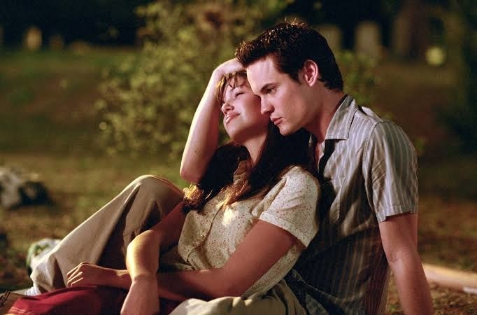 A still of Mandy Moore and Shane West from the movie.