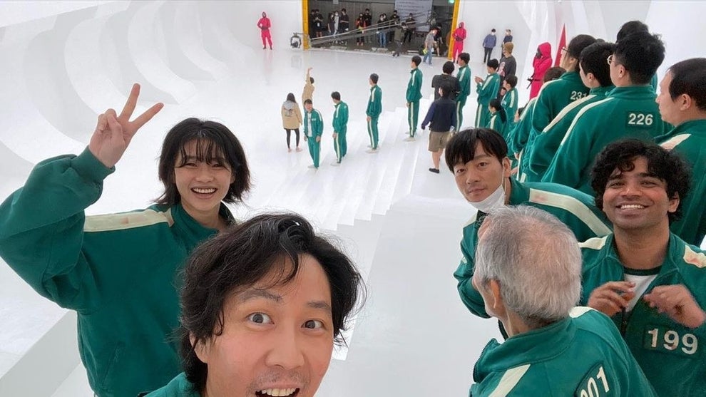 30+ Wholesome Behind-The-Scenes Photos Of The Squid Game Cast That  Everyone Should Get To See - Koreaboo