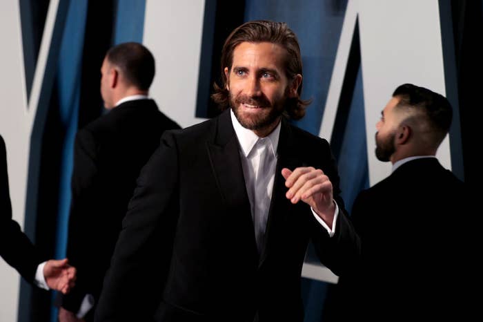 Jake Gyllenhaal attends the 2020 Vanity Fair Oscar Party