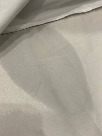 the same fabric with no stain