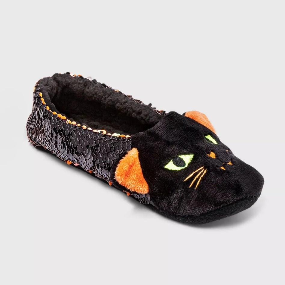 Black cat slippers with black sequins on the side