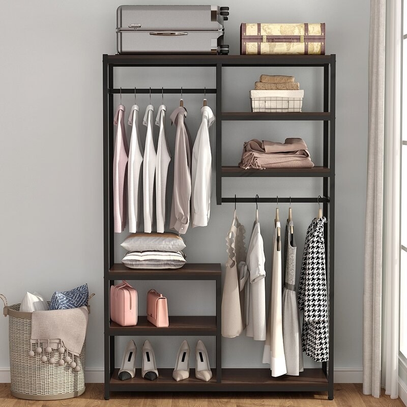 The organized closet system