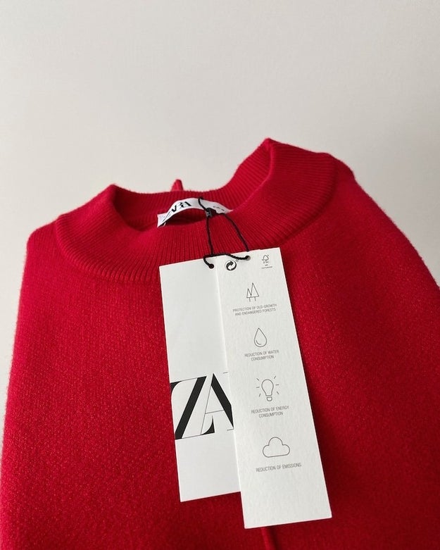 ご購入者様決定［ZARA］ニット 赤 鮮やか(*´꒳｀*)