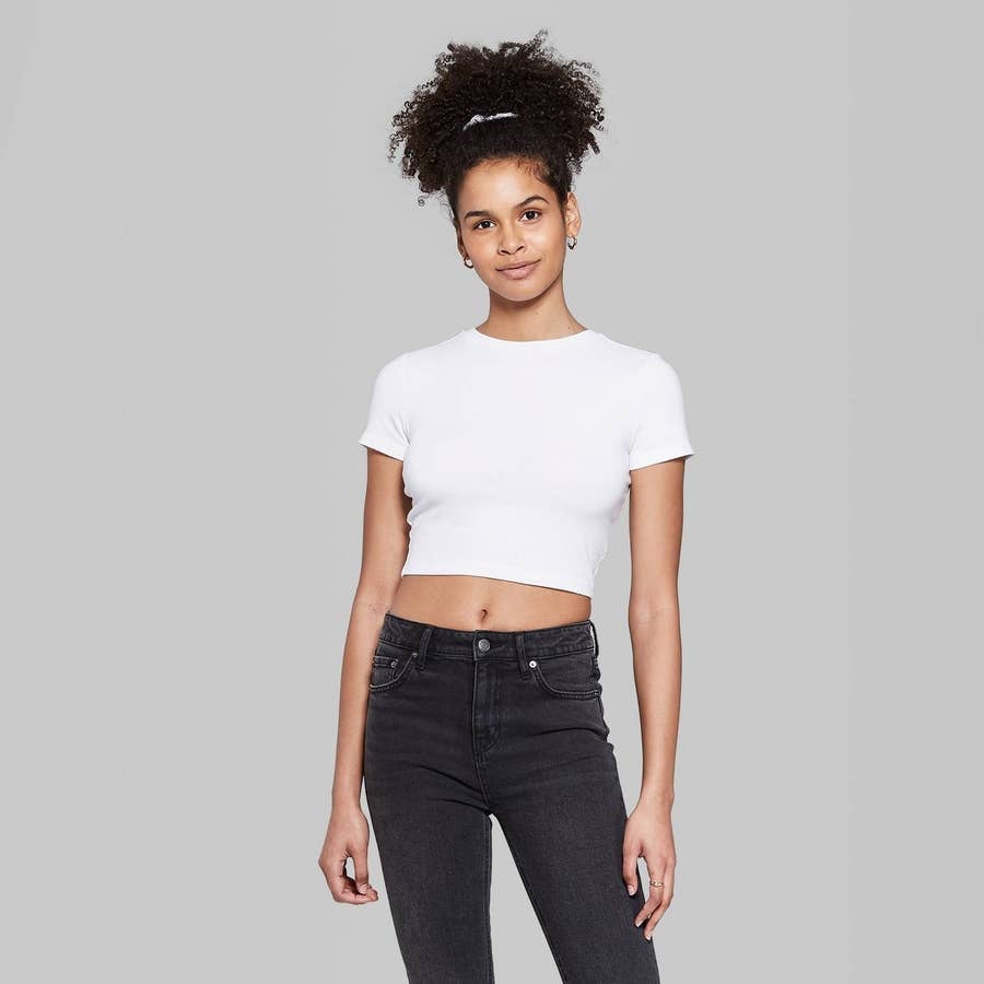 23 Best White Tops That Midriffs Approve Of 2022