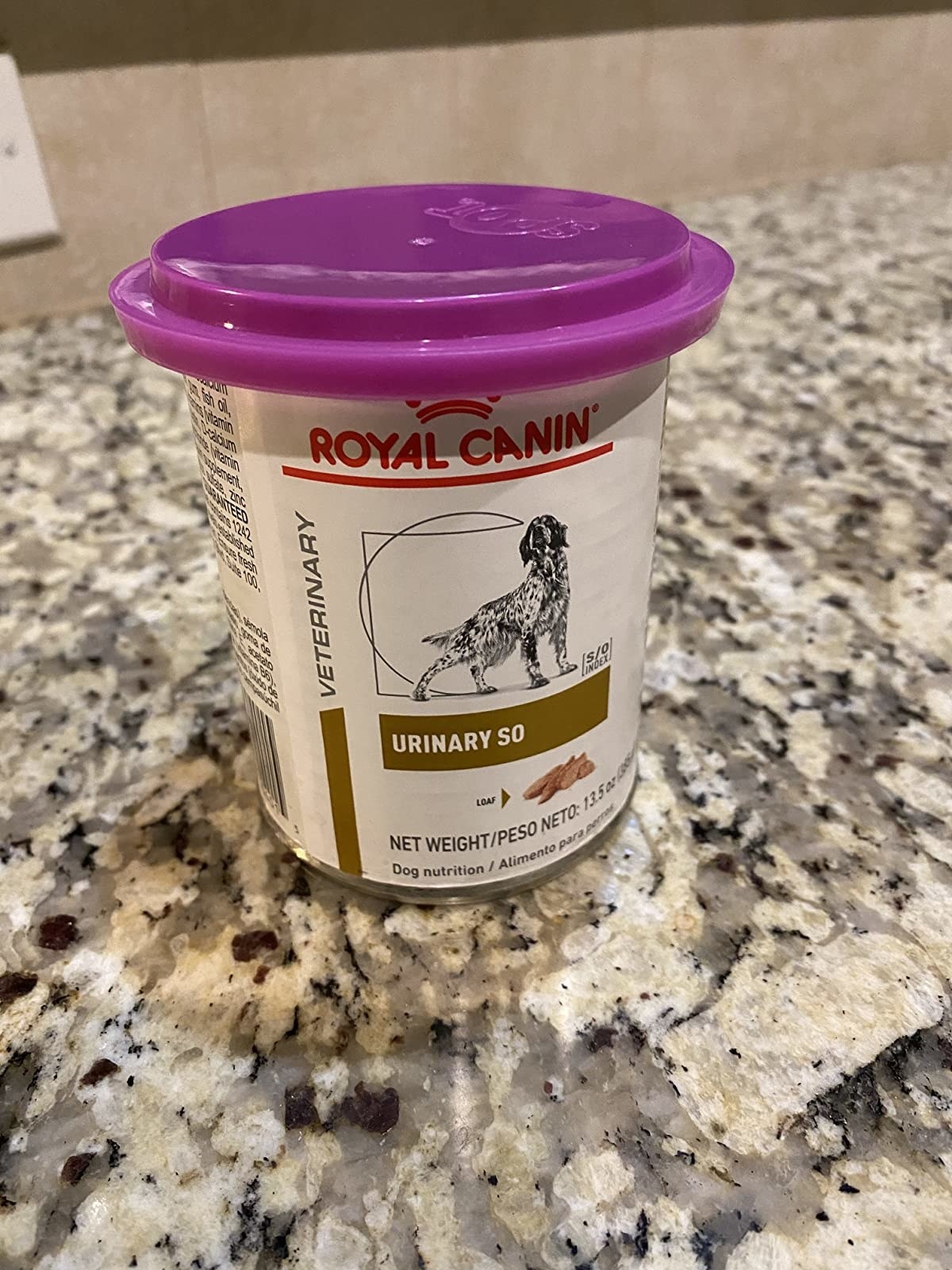 Reviewer photo of the lid cover on a can