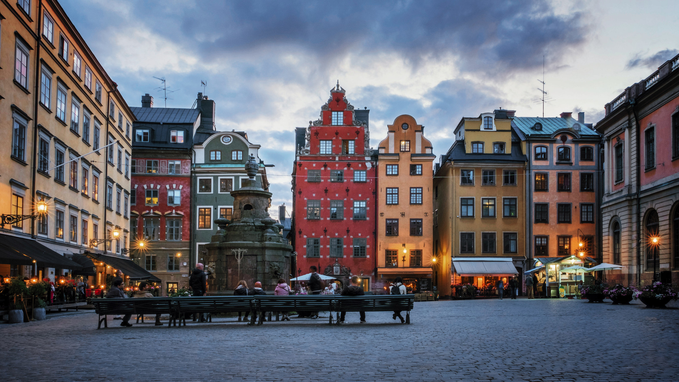 A square in Stockholm surrounded by colorful buildings